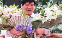 尊龙凯时集团张董事长为雷总举办生日宴会