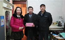 一声问候暖人心，，，，，，，一声祝福传深情