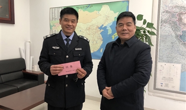 迎新春 送温暖--尊龙凯时集团开展“送温暖”慰问活动